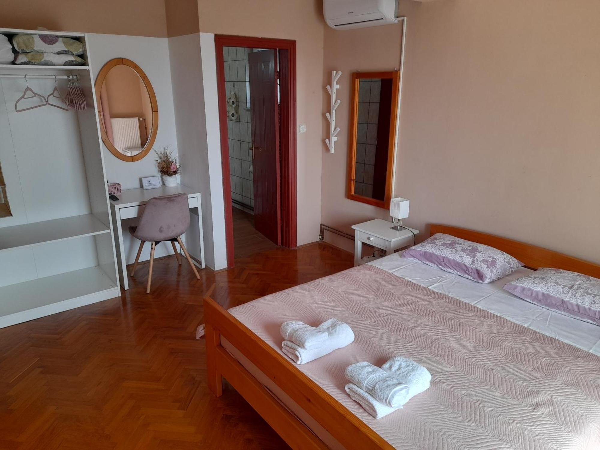زادار Rooms Margarita المظهر الخارجي الصورة