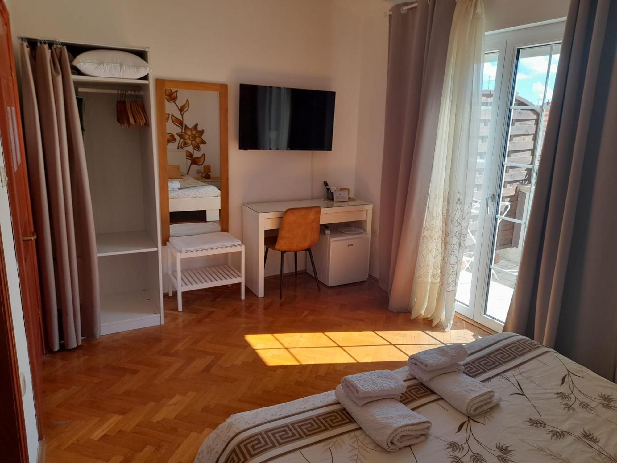 زادار Rooms Margarita المظهر الخارجي الصورة